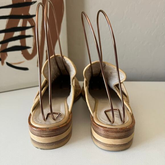 Freda Salvador Nude Woven Spanish Leather Slip On Pointed Toe Keen Mules 6.5 - Picture 4 of 9